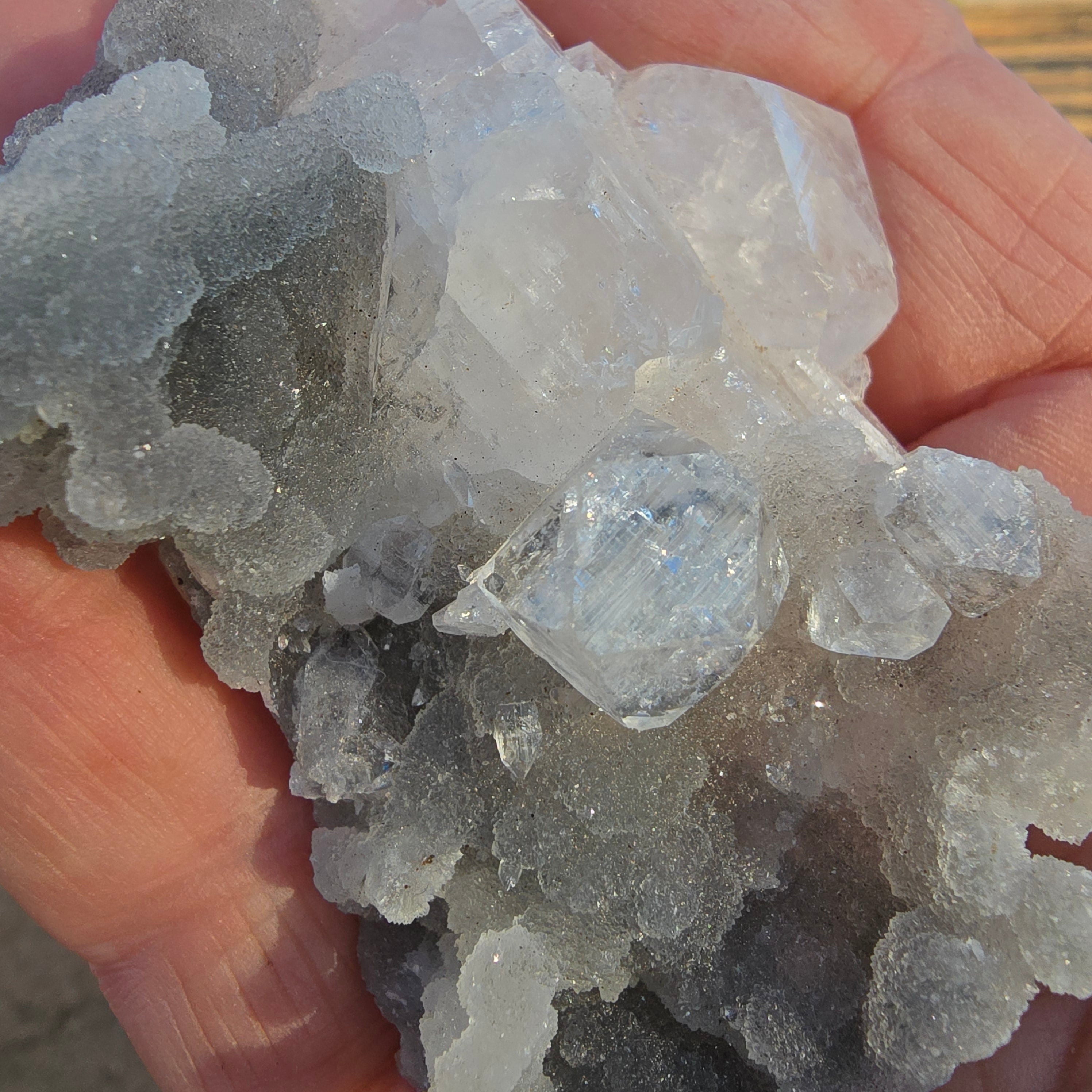 Mineral Specimens | Green Chalcedony W Apophylite