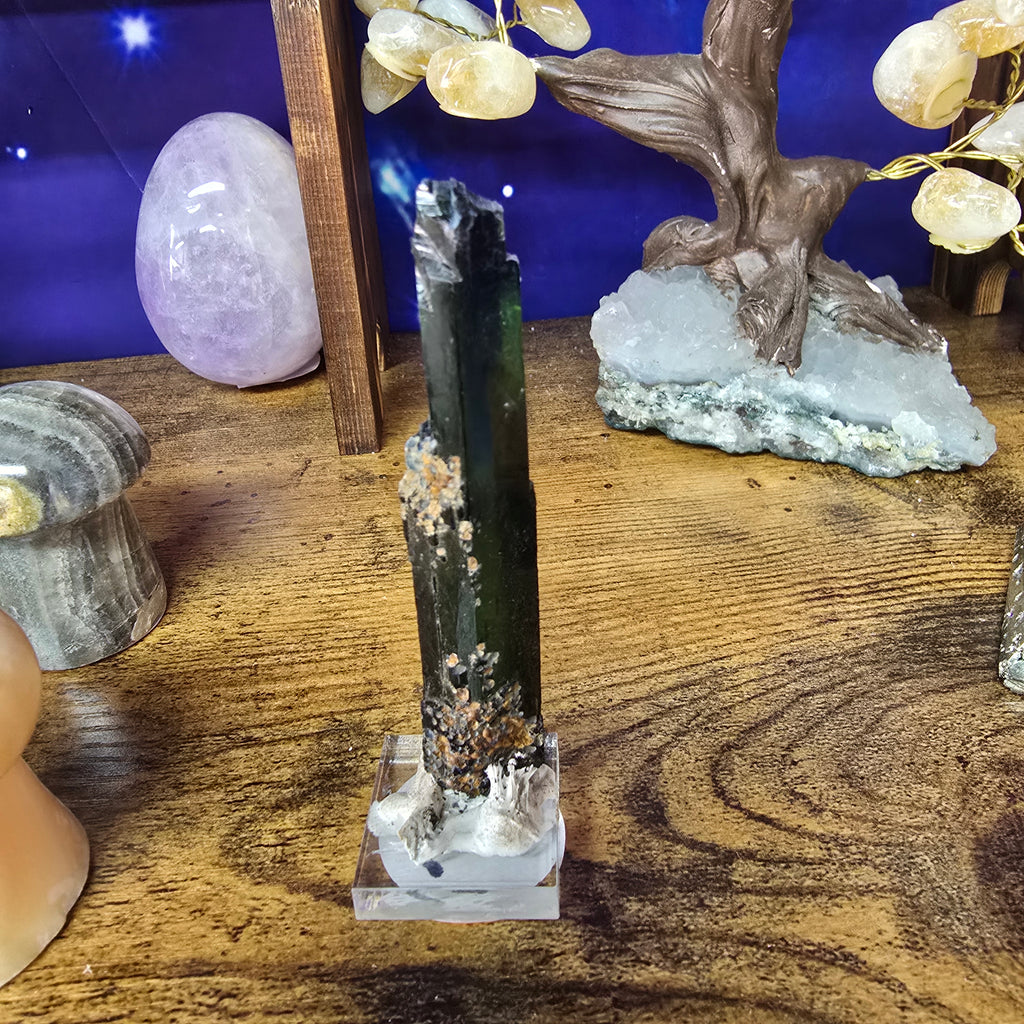 Mineral Specimens | Vivianite Crystal