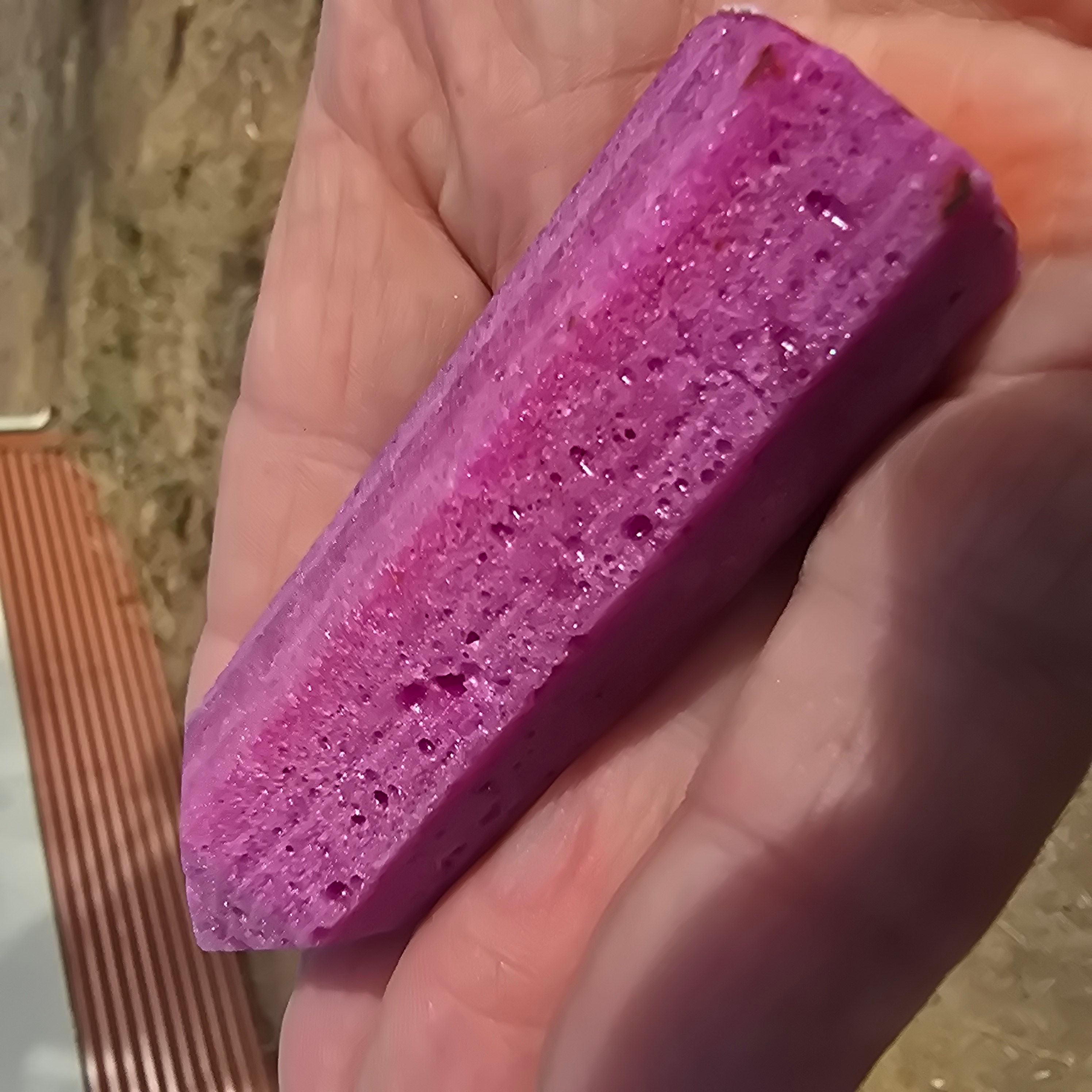 Lab Grown | Corundum Fluorescent