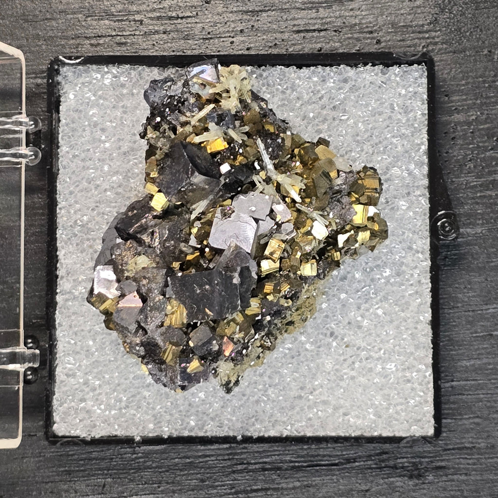 Minerals | Galena, Pyrite, and Quartz.