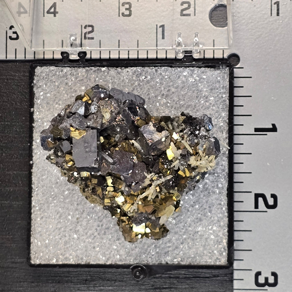 Minerals | Galena, Pyrite, and Quartz.