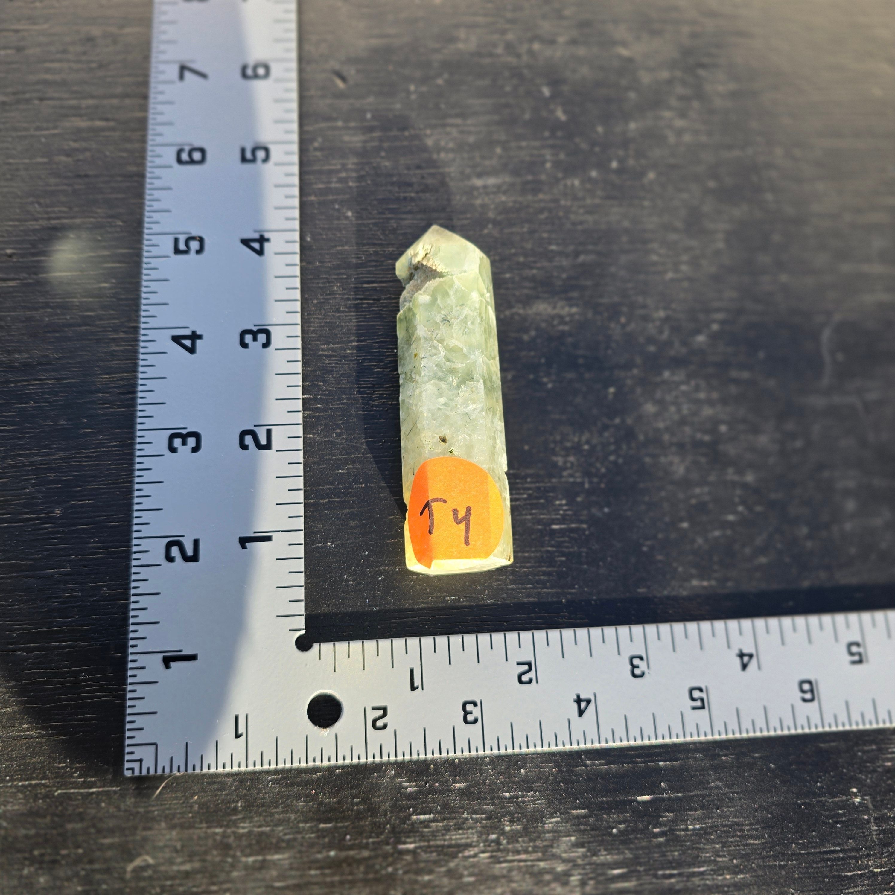 Towers | Prehnite w Tourmaline