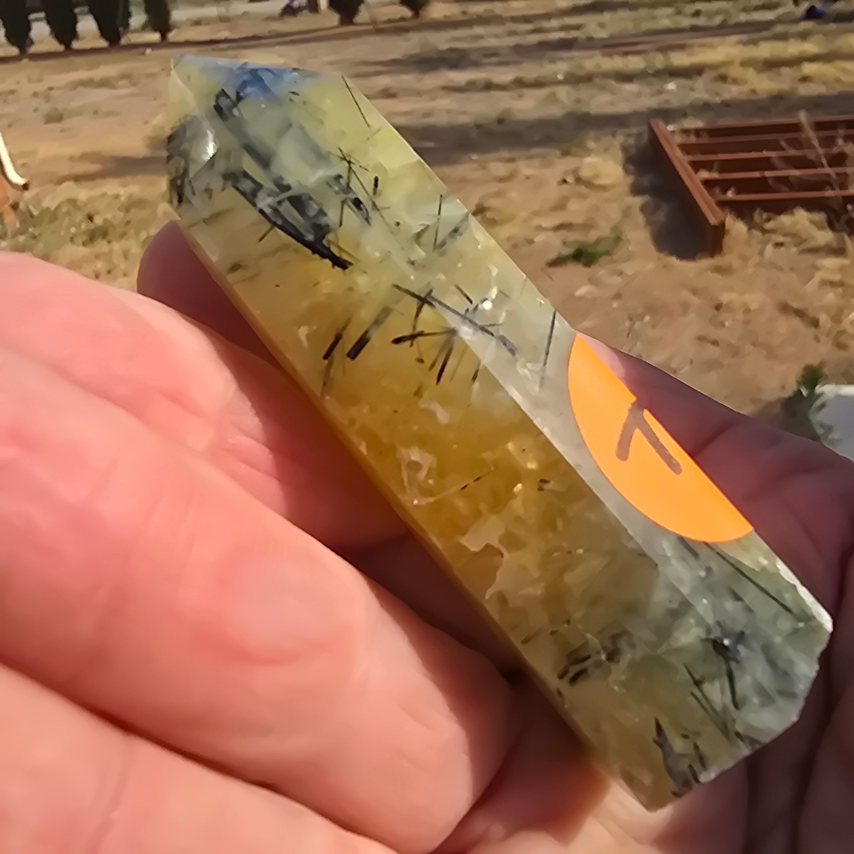 Towers | Prehnite w Tourmaline