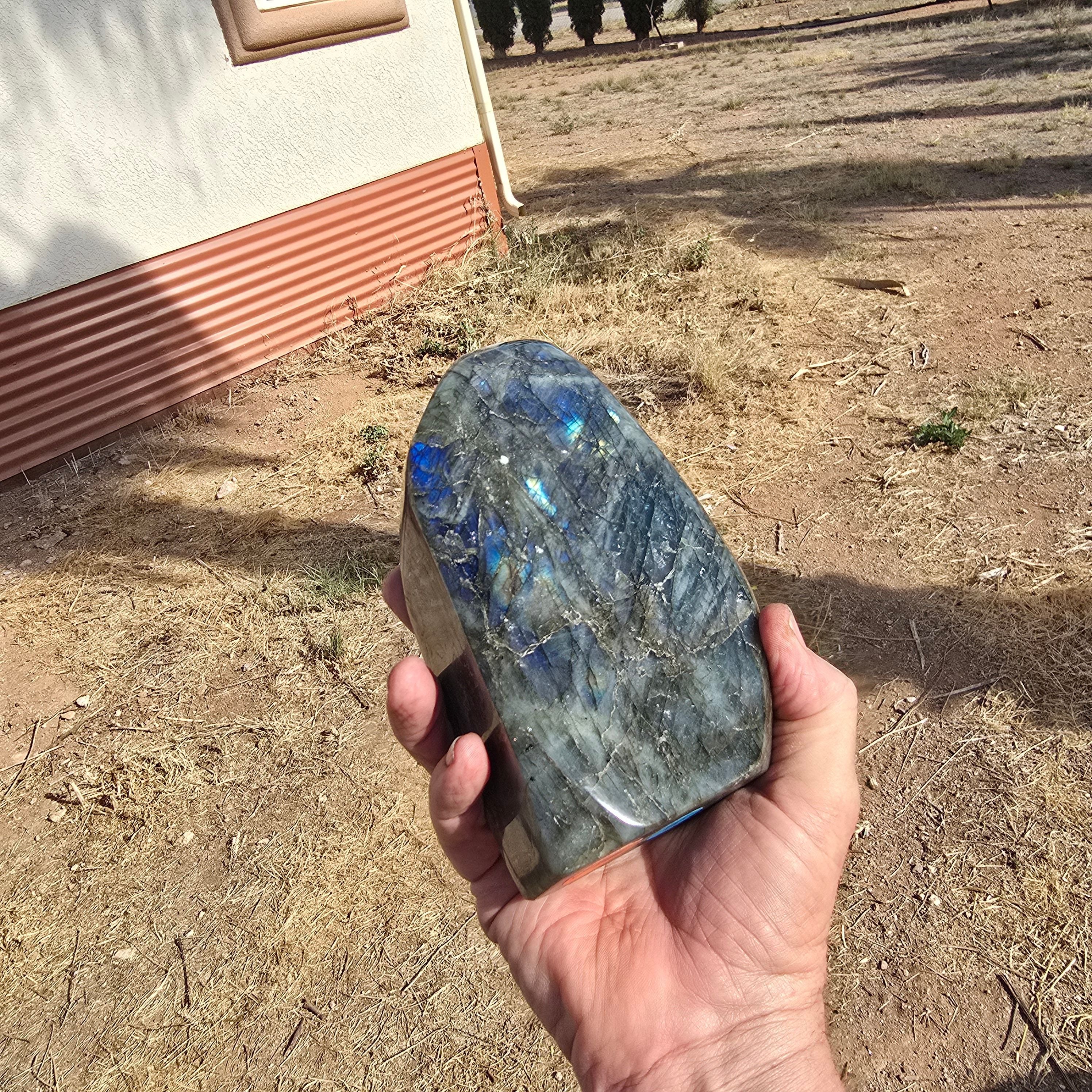 Stone | Labradorite Freeform was 70