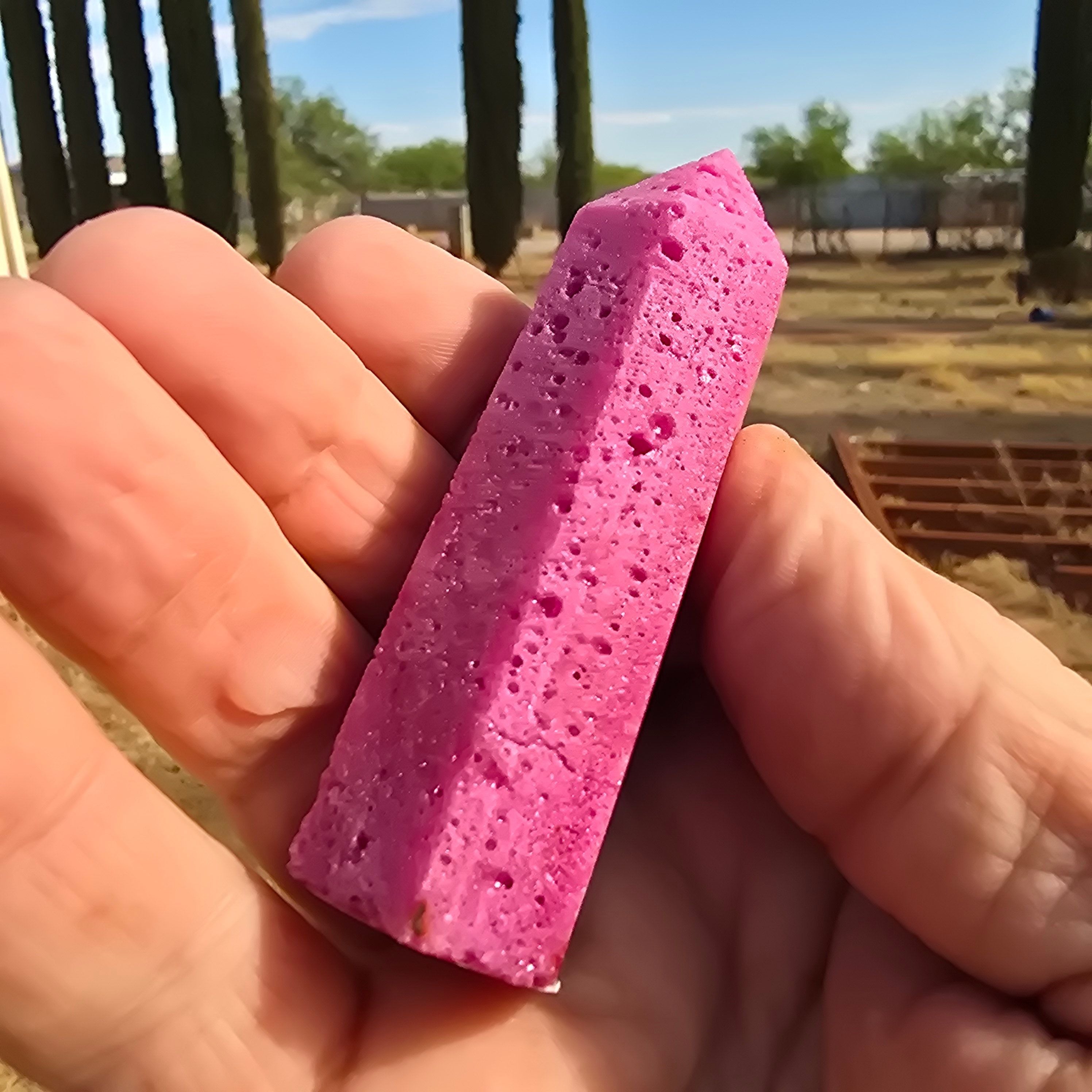 Lab Grown | Corundum Fluorescent