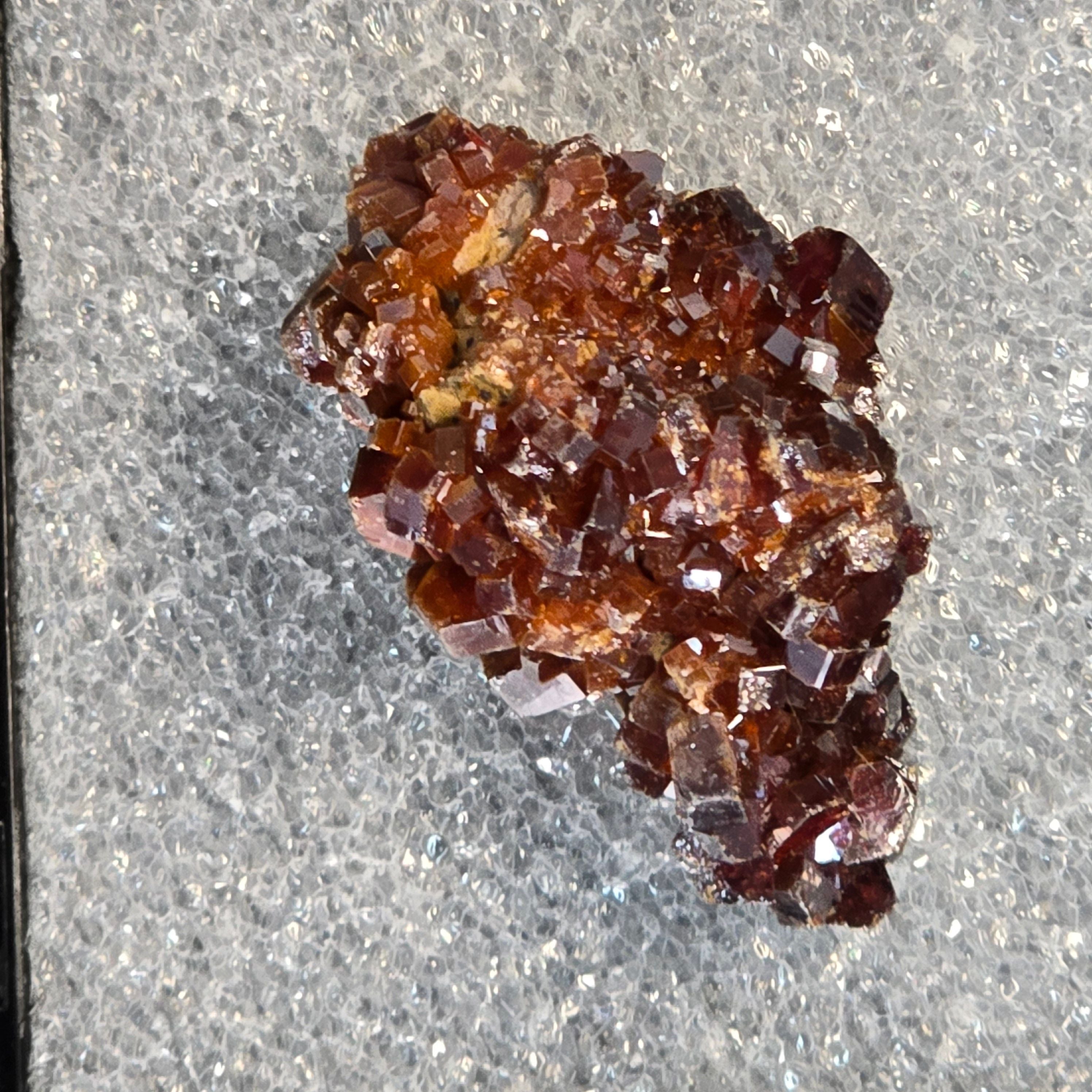 Minerals | Vanadinite Morocco reduced from 90