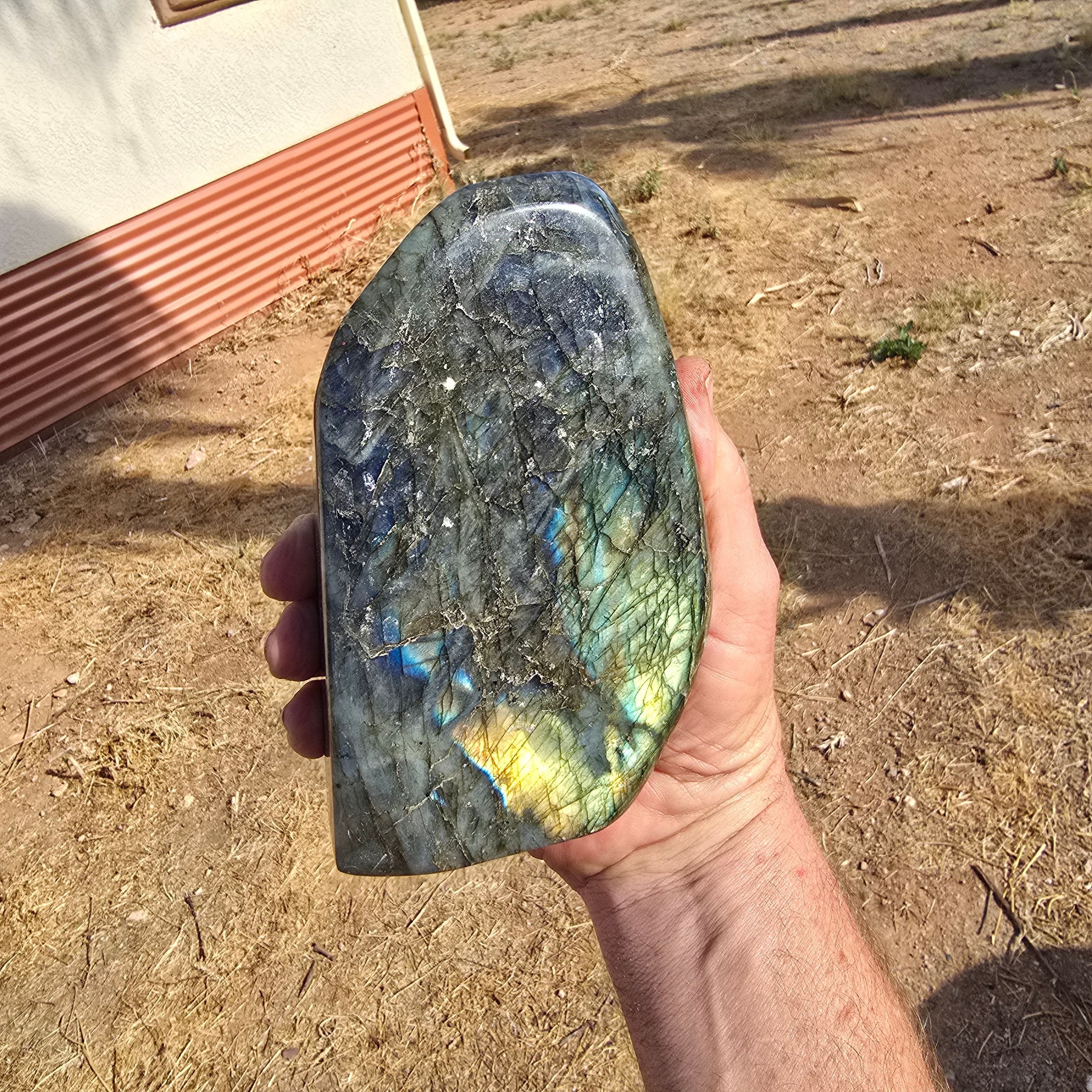 Stone | Labradorite Freeform was 70