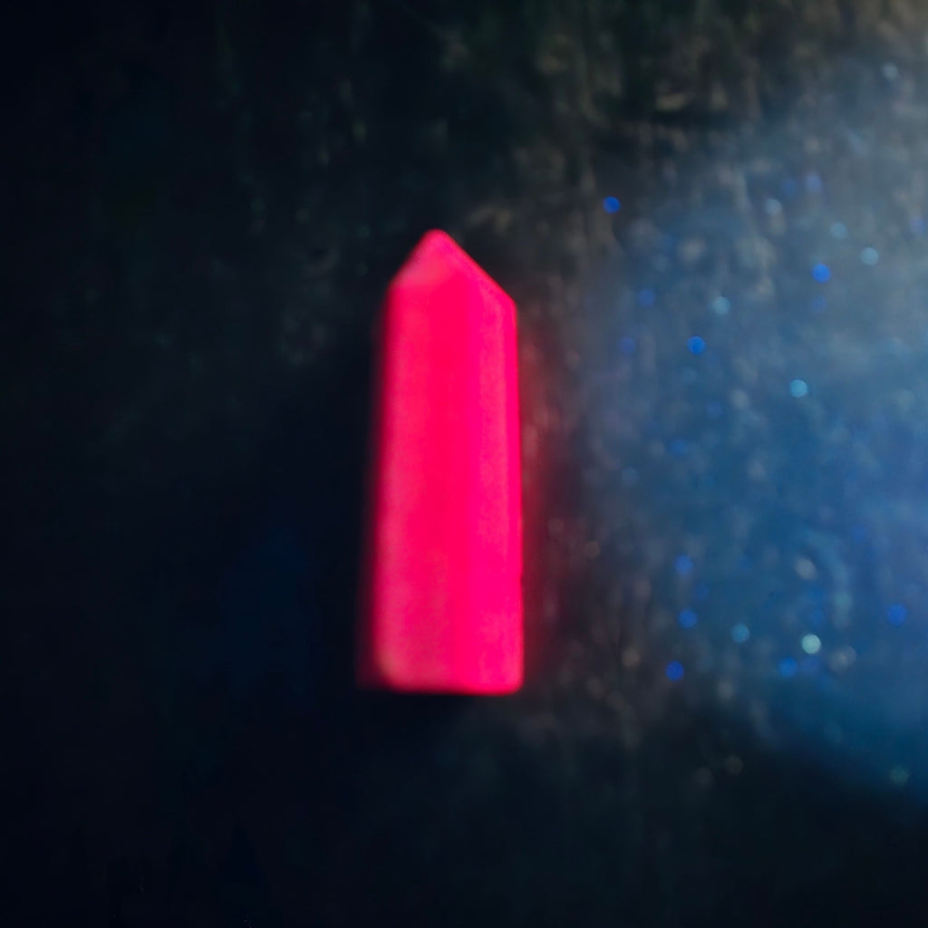 Lab Grown | Corundum Fluorescent