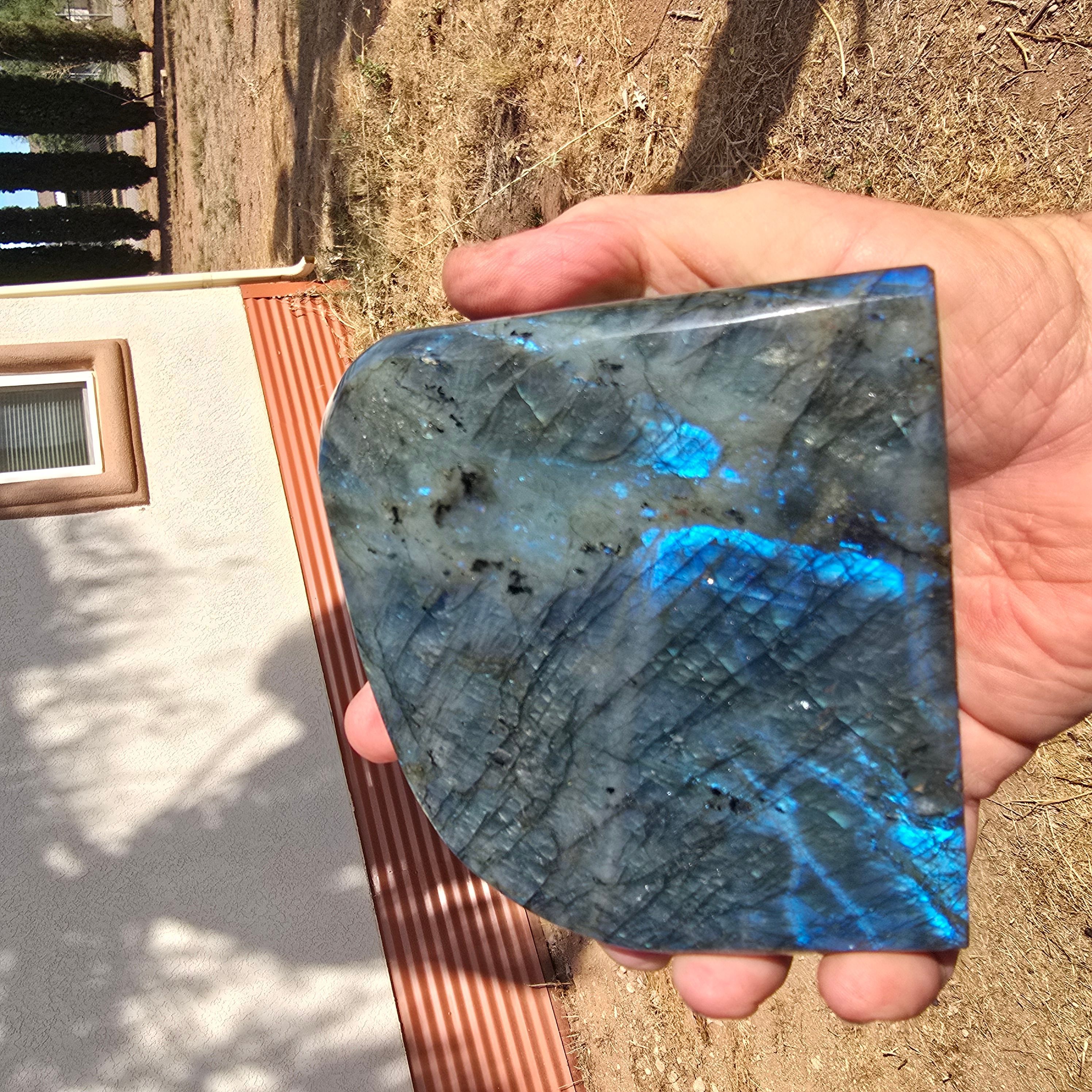 Stone | Labradorite Freeform was 60