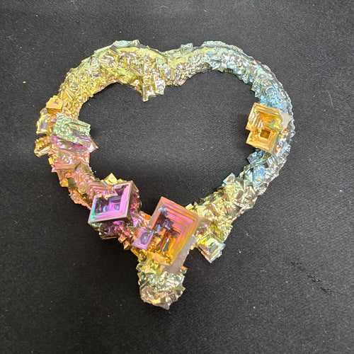 Mineral Art | Bismuth Heart